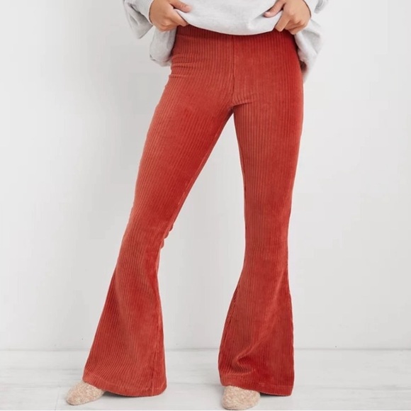 aerie Pants - Aerie Groove On Burnt Orange Ribbed Velour Flare Pull On Pants Loungewear Active